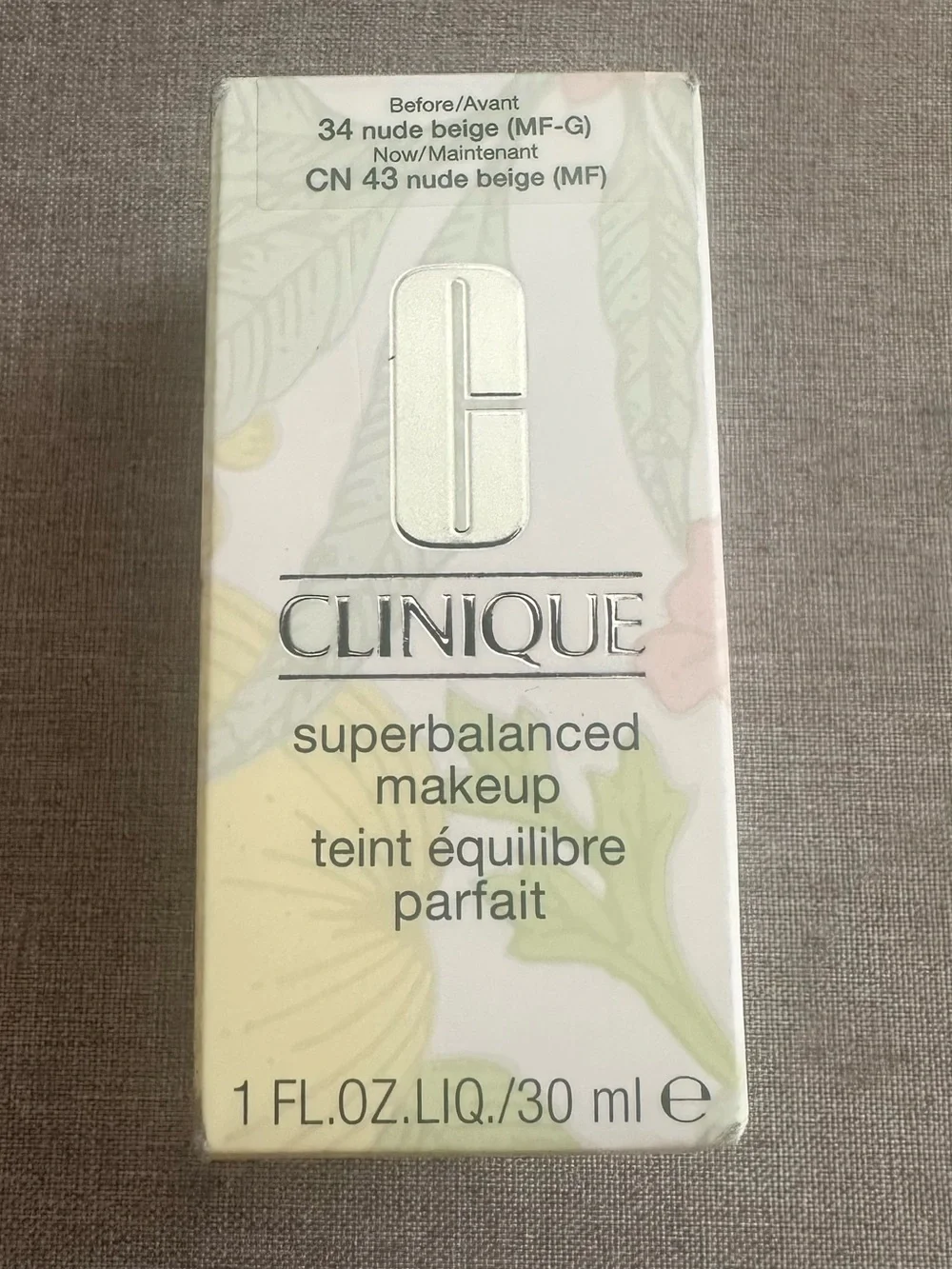 Clinique Superbalanced Makeup Foundation - Nude Beige